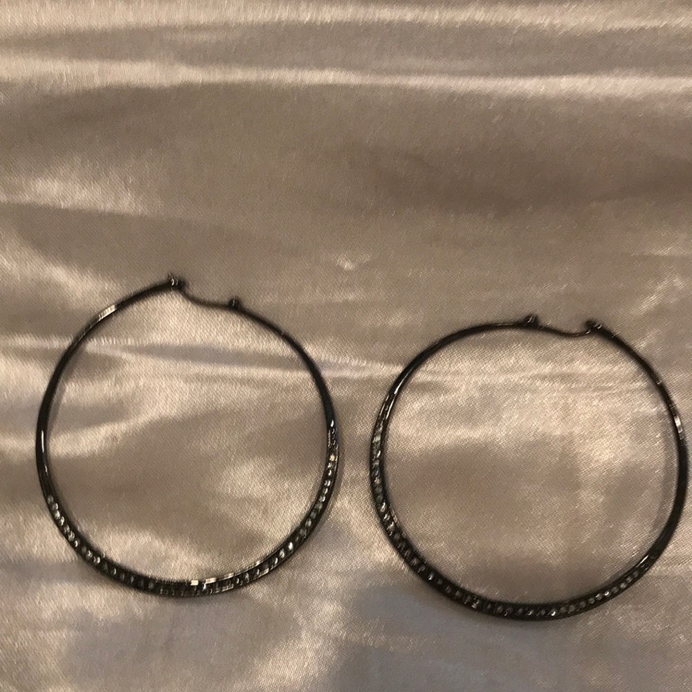 Black and diamond earrings (costume)